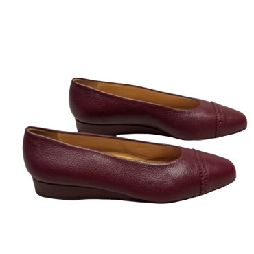 SALON CUÑA  PIEL BURDEOS