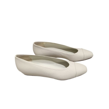 SALON CUÑA PIEL HIELO