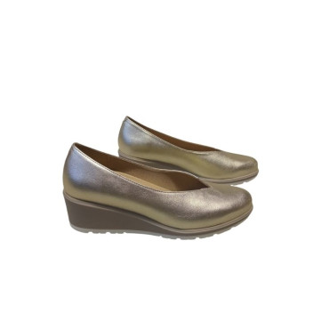 SALÓN CUÑA ESCOTE EN PICO ORO