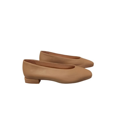 SALON SIN FORRO TACON BAJO CAMEL