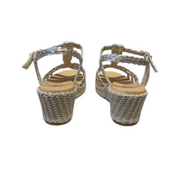 SANDALIA CUÑA TRENZADA ORO