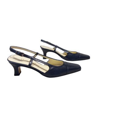 SALON ABIERTO DE TALON MARINO TACON CARRETE