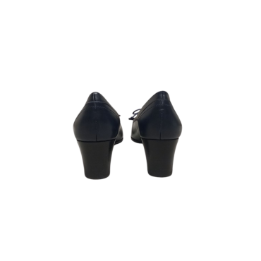 MOCASÍN TACÓN CON FLECOS MARINO