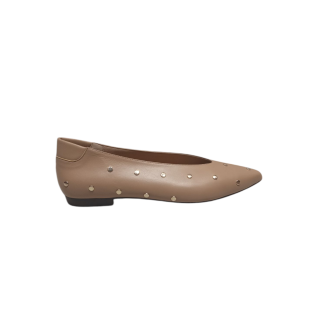 ZULEICA SALON CON TACHUELAS CAMEL