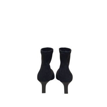 BOTÍN DE ANTE CON TACÓN FINO NEGRO