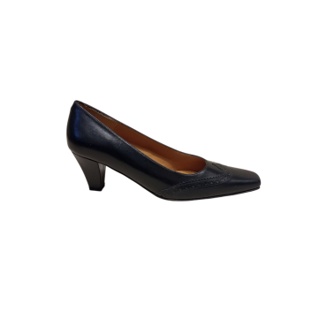 SALON PUNTA VEGA NEGRO