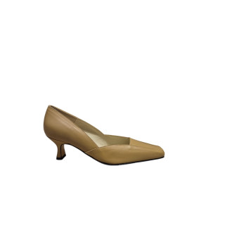 SALON ESCOTE CUADRADO RON CAMEL