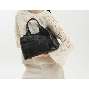 BOLSO DE MANO PEQUEÑO WANN