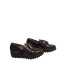 MOCASÍN CON CUÑA Y BORLAS CHAROL MARRON