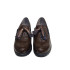 MOCASÍN CON CUÑA Y BORLAS CHAROL MARRON