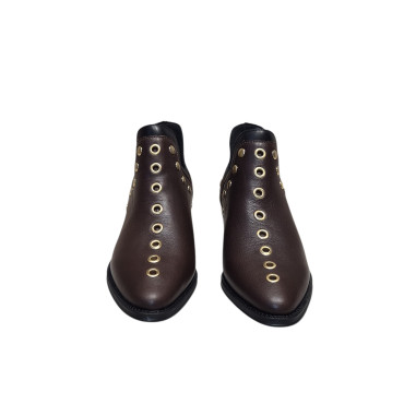 BOTIN TACHUELAS PIEL MARRÓN
