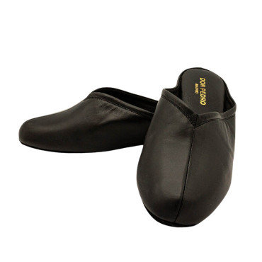 ZAPATILLA CHINELA ESCOTE PICO NEGRO