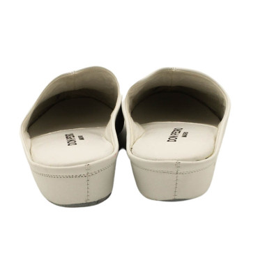 ZAPATILLA CHINELA ESCOTE PICO BLANCO