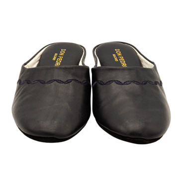 ZAPATILLA CHINELA ADORNO BORDADO AZUL