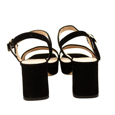 SANDALIA PLATAFORMA ANTE NEGRO