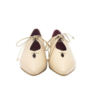 SALON CERRADO CON LAZADA BEIGE